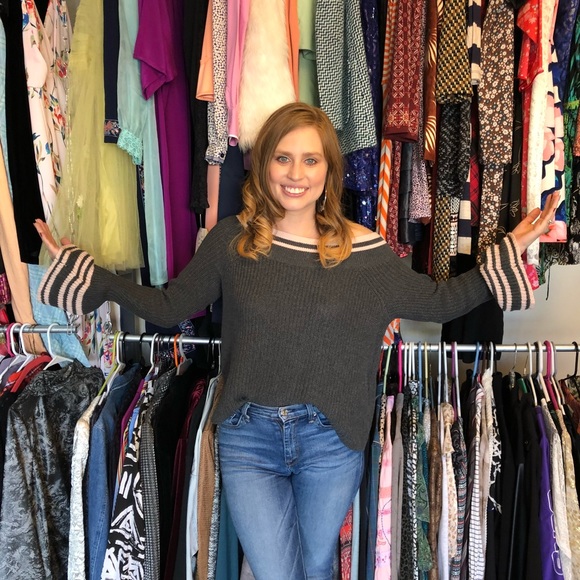 Meet your Posher - Picture 3 of 4